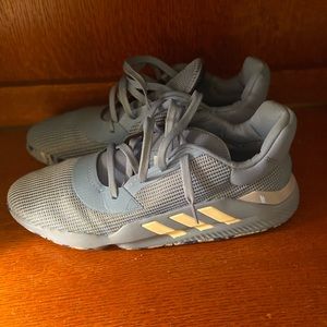 Adidas pro bounce low basketball shoes